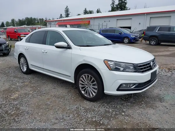 1VWBT7A36GC034760 2016 VOLKSWAGEN PASSAT - Image 1