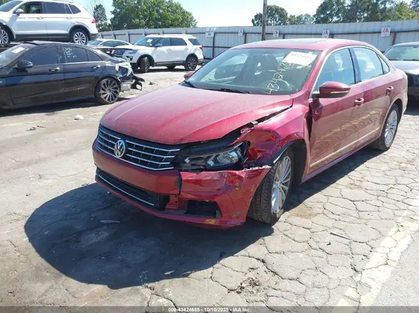 1VWBT7A36GC040669 2016 VOLKSWAGEN PASSAT - Image 2