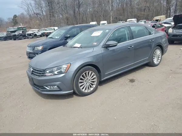 1VWBT7A36GC053146 2016 VOLKSWAGEN PASSAT - Image 2