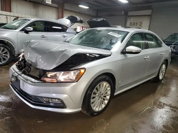 1VWBT7A36GC063370 2016 VOLKSWAGEN PASSAT - Image 1