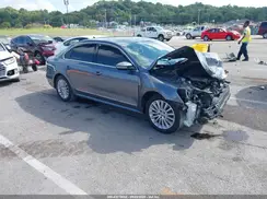 1VWBT7A36GC067497 2016 VOLKSWAGEN PASSAT
