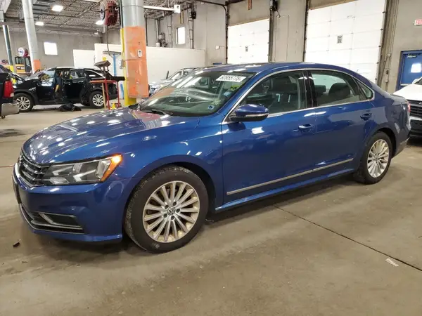 1VWBT7A36HC011495 2017 VOLKSWAGEN PASSAT - Image 1