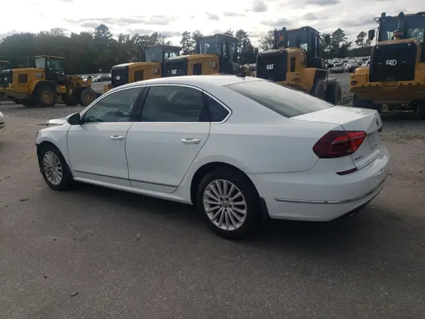 1VWBT7A36HC013909 2017 VOLKSWAGEN PASSAT - Image 2