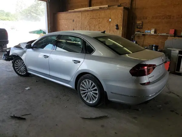 1VWBT7A36HC014901 2017 VOLKSWAGEN PASSAT - Image 2
