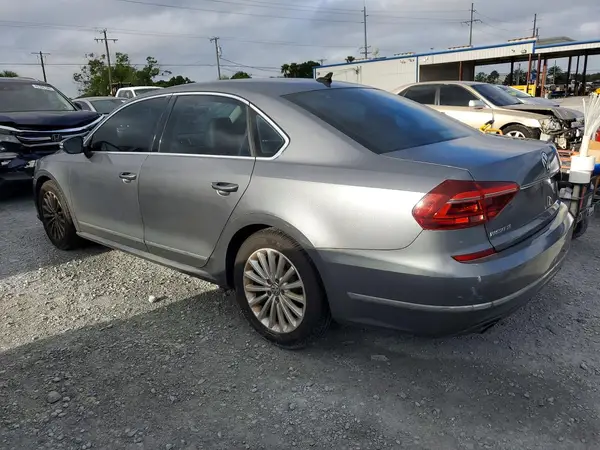 1VWBT7A36HC016390 2017 VOLKSWAGEN PASSAT - Image 2