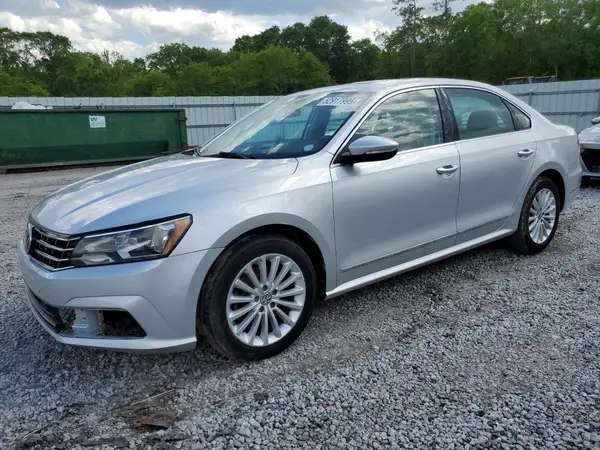 1VWBT7A36HC022030 2017 VOLKSWAGEN PASSAT - Image 1
