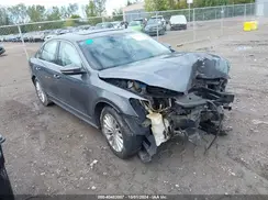1VWBT7A36HC036977 2017 VOLKSWAGEN PASSAT