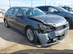 1VWBT7A36HC064360 2017 VOLKSWAGEN PASSAT