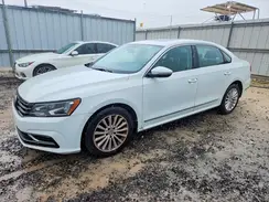 1VWBT7A36HC071129 2017 VOLKSWAGEN PASSAT