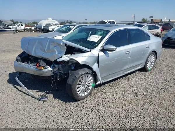 1VWBT7A36HC080171 2017 VOLKSWAGEN PASSAT - Image 2