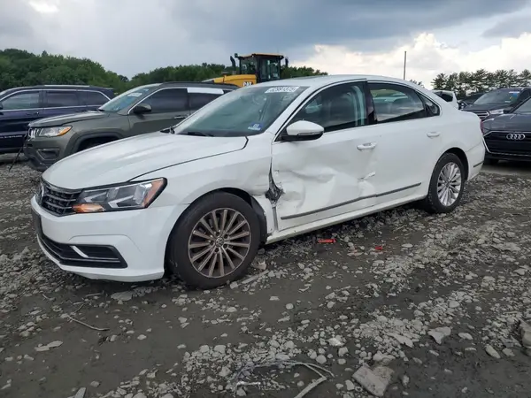 1VWBT7A36HC086455 2017 VOLKSWAGEN PASSAT - Image 1