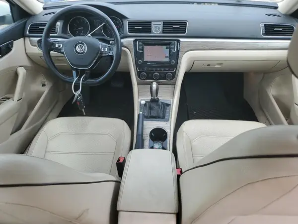 1VWBT7A37GC005428 2016 VOLKSWAGEN PASSAT - Image 8