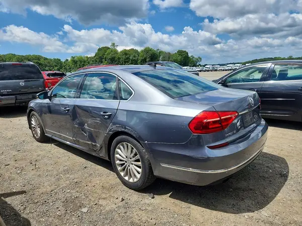 1VWBT7A37GC014128 2016 VOLKSWAGEN PASSAT - Image 2