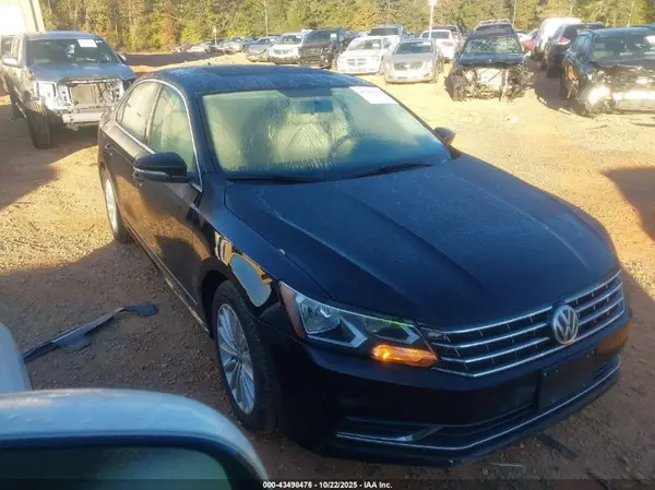 1VWBT7A37GC017398 2016 VOLKSWAGEN PASSAT - Image 1