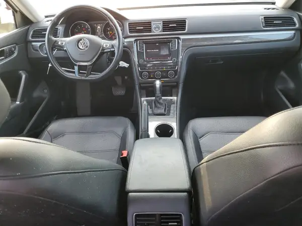 1VWBT7A37GC020690 2016 VOLKSWAGEN PASSAT - Image 8