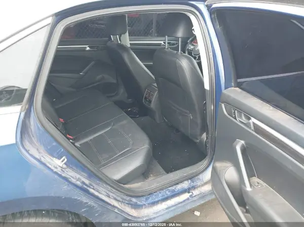 1VWBT7A37GC022682 2016 VOLKSWAGEN PASSAT - Image 8