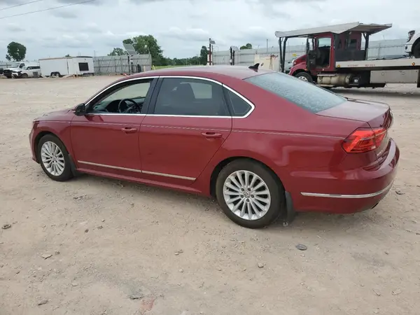 1VWBT7A37GC023783 2016 VOLKSWAGEN PASSAT - Image 2