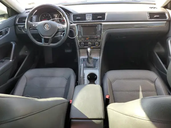 1VWBT7A37GC026229 2016 VOLKSWAGEN PASSAT - Image 8