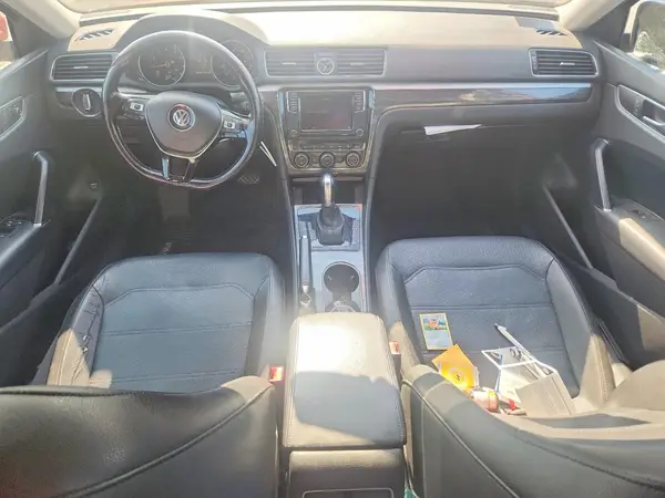 1VWBT7A37GC028109 2016 VOLKSWAGEN PASSAT - Image 8