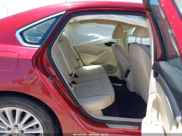 1VWBT7A37GC054998 2016 VOLKSWAGEN PASSAT - Image 8