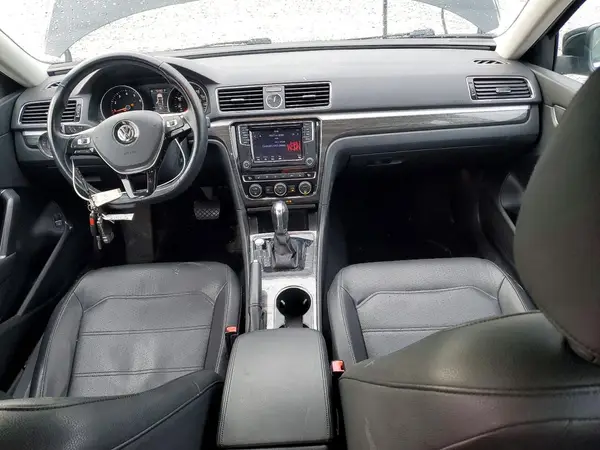 1VWBT7A37GC056444 2016 VOLKSWAGEN PASSAT - Image 8