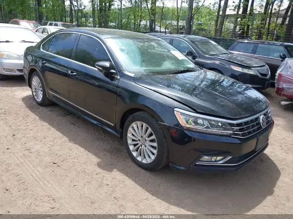 1VWBT7A37GC059490 2016 VOLKSWAGEN PASSAT - Image 1