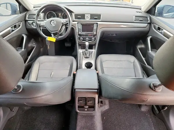 1VWBT7A37HC012249 2017 VOLKSWAGEN PASSAT - Image 8