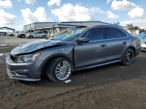 1VWBT7A37HC020268 2017 VOLKSWAGEN PASSAT - Image 1