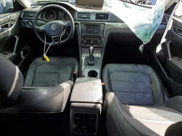 1VWBT7A37HC020268 2017 VOLKSWAGEN PASSAT - Image 8