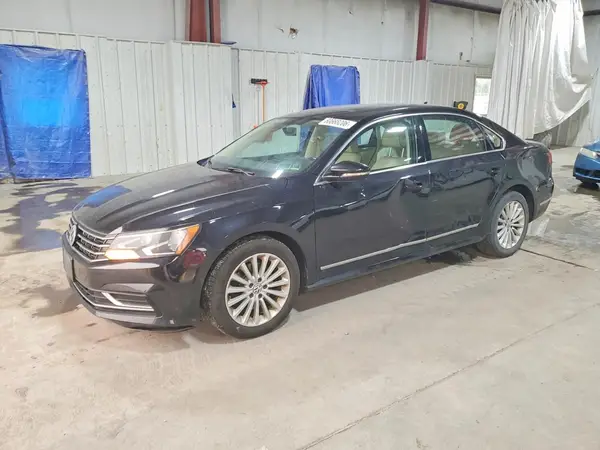 1VWBT7A37HC069731 2017 VOLKSWAGEN PASSAT - Image 1