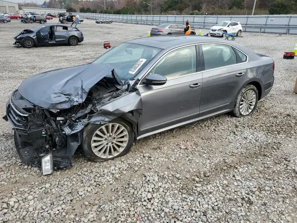 1VWBT7A37HC075884 2017 VOLKSWAGEN PASSAT - Image 1