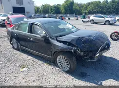 1VWBT7A37HC079322 2017 VOLKSWAGEN PASSAT