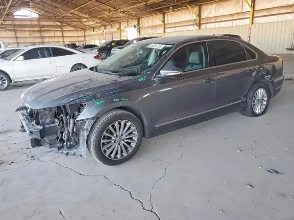 1VWBT7A37HC082401 2017 VOLKSWAGEN PASSAT - Image 1