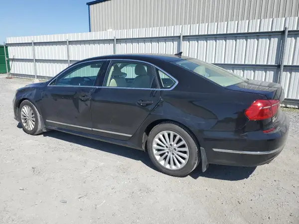 1VWBT7A38GC008483 2016 VOLKSWAGEN PASSAT - Image 2