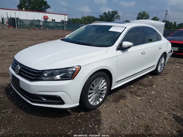 1VWBT7A38GC015594 2016 VOLKSWAGEN PASSAT - Image 2