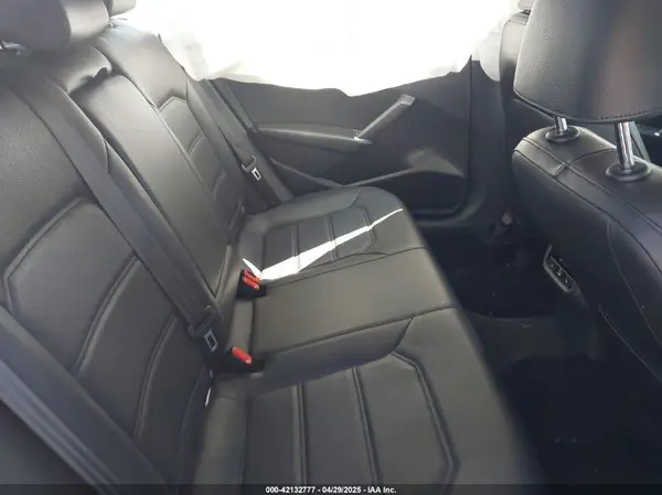 1VWBT7A38GC016180 2016 VOLKSWAGEN PASSAT - Image 8