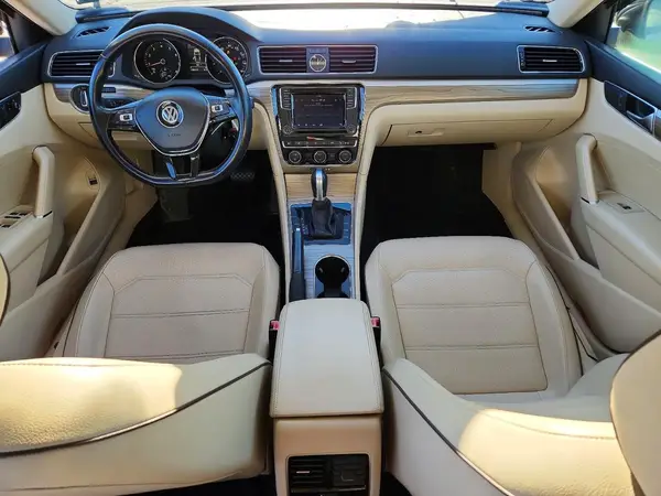 1VWBT7A38GC017796 2016 VOLKSWAGEN PASSAT - Image 8