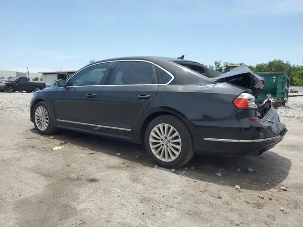 1VWBT7A38GC025669 2016 VOLKSWAGEN PASSAT - Image 2