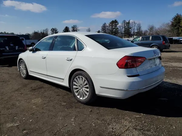 1VWBT7A38GC032475 2016 VOLKSWAGEN PASSAT - Image 2