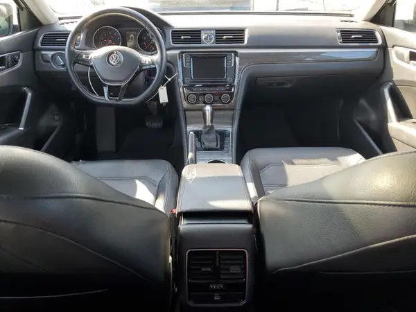 1VWBT7A38GC032475 2016 VOLKSWAGEN PASSAT - Image 8