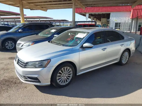 1VWBT7A38GC032654 2016 VOLKSWAGEN PASSAT - Image 2