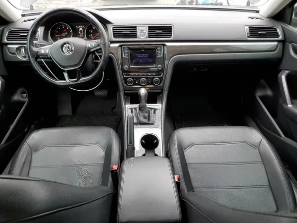 1VWBT7A38GC040298 2016 VOLKSWAGEN PASSAT - Image 8