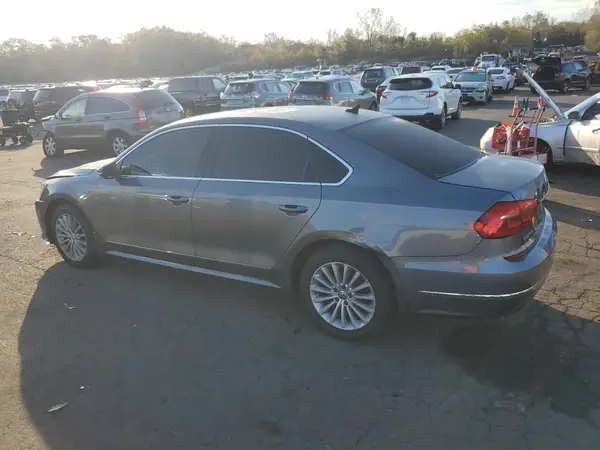 1VWBT7A38GC058543 2016 VOLKSWAGEN PASSAT - Image 2