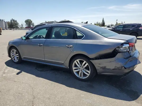 1VWBT7A38GC060907 2016 VOLKSWAGEN PASSAT - Image 2