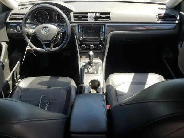 1VWBT7A38GC060907 2016 VOLKSWAGEN PASSAT - Image 8