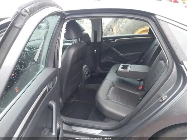 1VWBT7A38GC065377 2016 VOLKSWAGEN PASSAT - Image 8