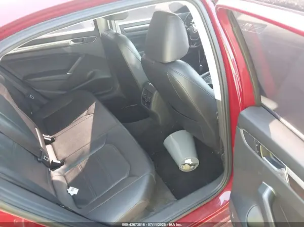 1VWBT7A38GC069512 2016 VOLKSWAGEN PASSAT - Image 8
