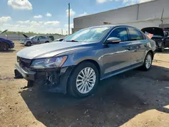 1VWBT7A38HC005195 2017 VOLKSWAGEN PASSAT