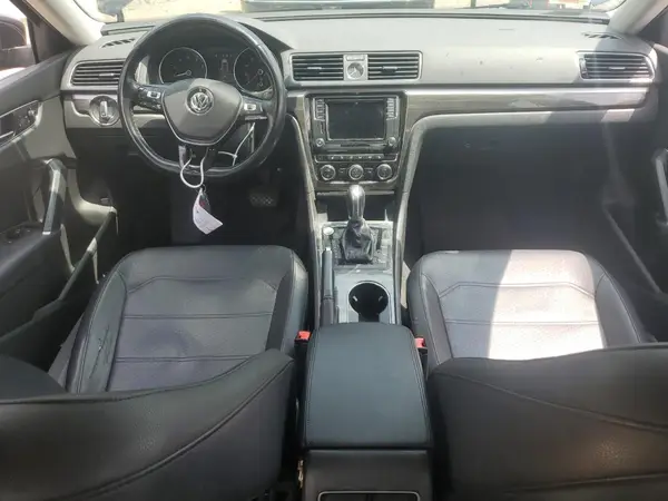 1VWBT7A38HC019307 2017 VOLKSWAGEN PASSAT - Image 8