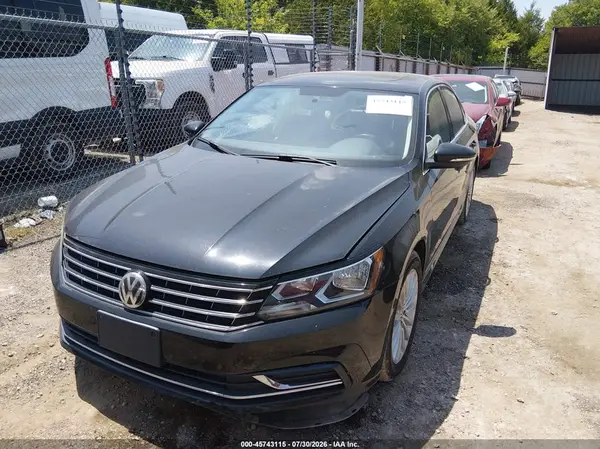 1VWBT7A38HC022028 2017 VOLKSWAGEN PASSAT - Image 2
